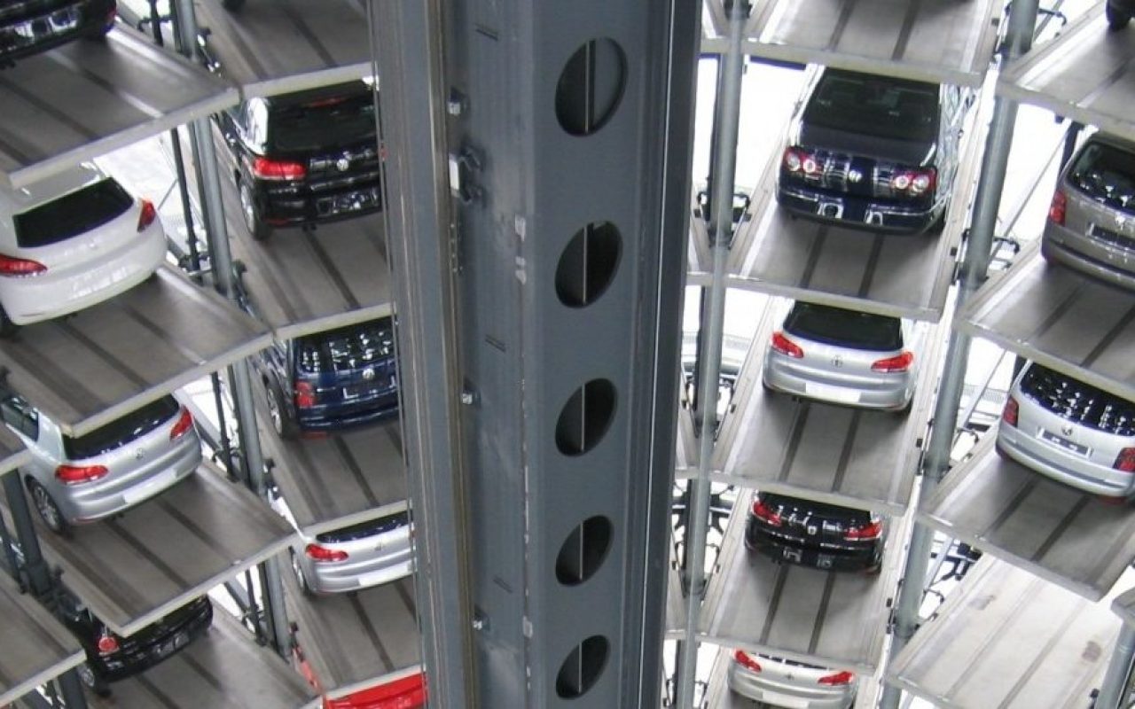 autos-technology-vw-multi-storey-car-park-warehouse_1600x1200