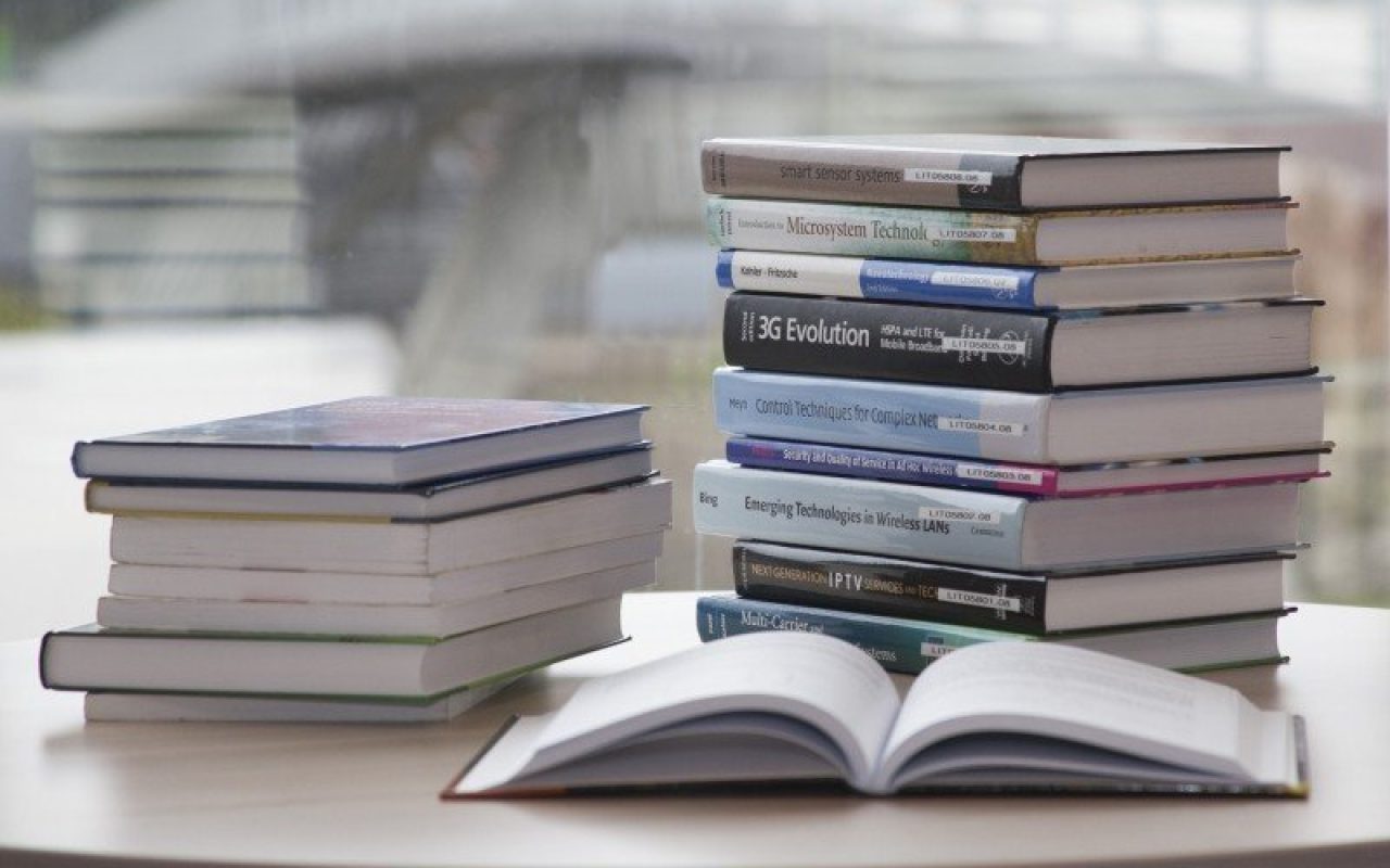 book-stack-learn-knowledge-library-reading