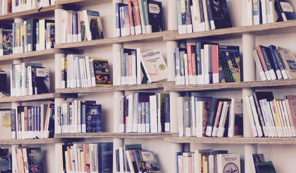 books-1617327_1280