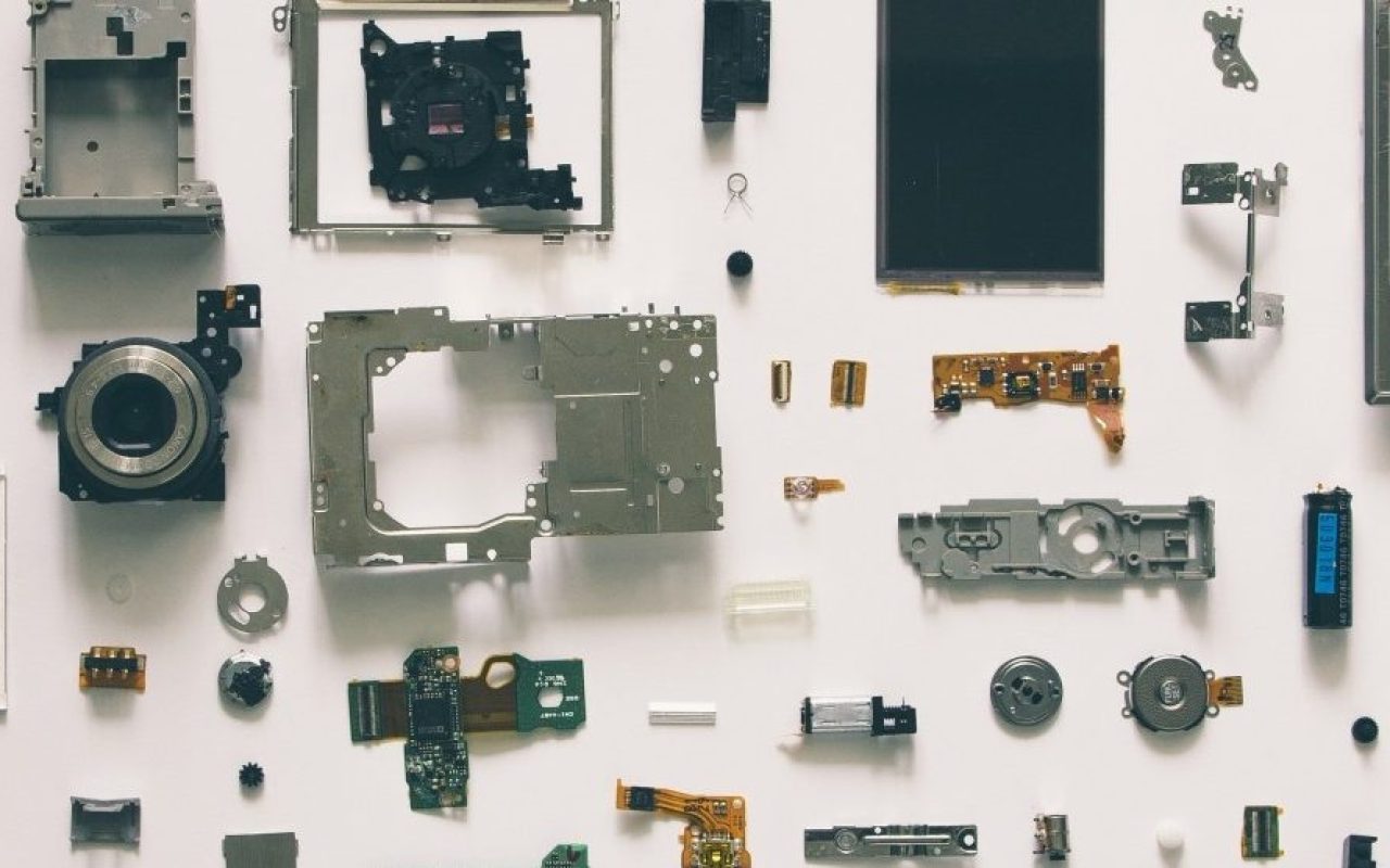 camera-technology-display-items_1600x1068