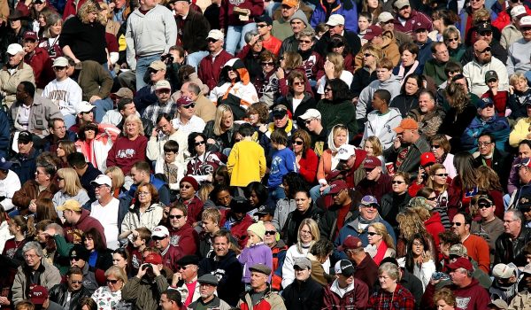 crowd-of-people-1488213_1280