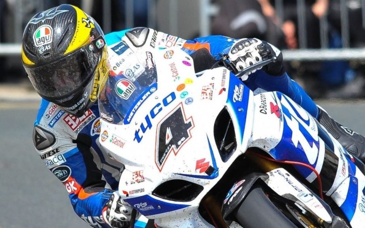 motorbike-racing-motorcycle-race-bike-speed-road_1600x1051