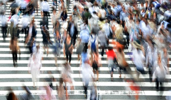 pedestrians-400811_1280