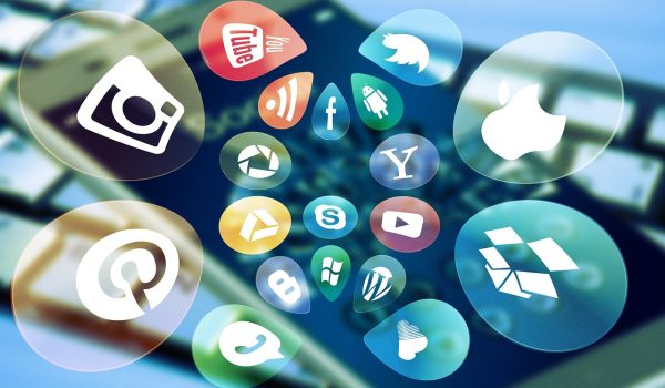 social-media-g739fe6d9a_1280