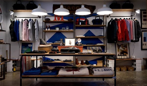 store-984393_1280
