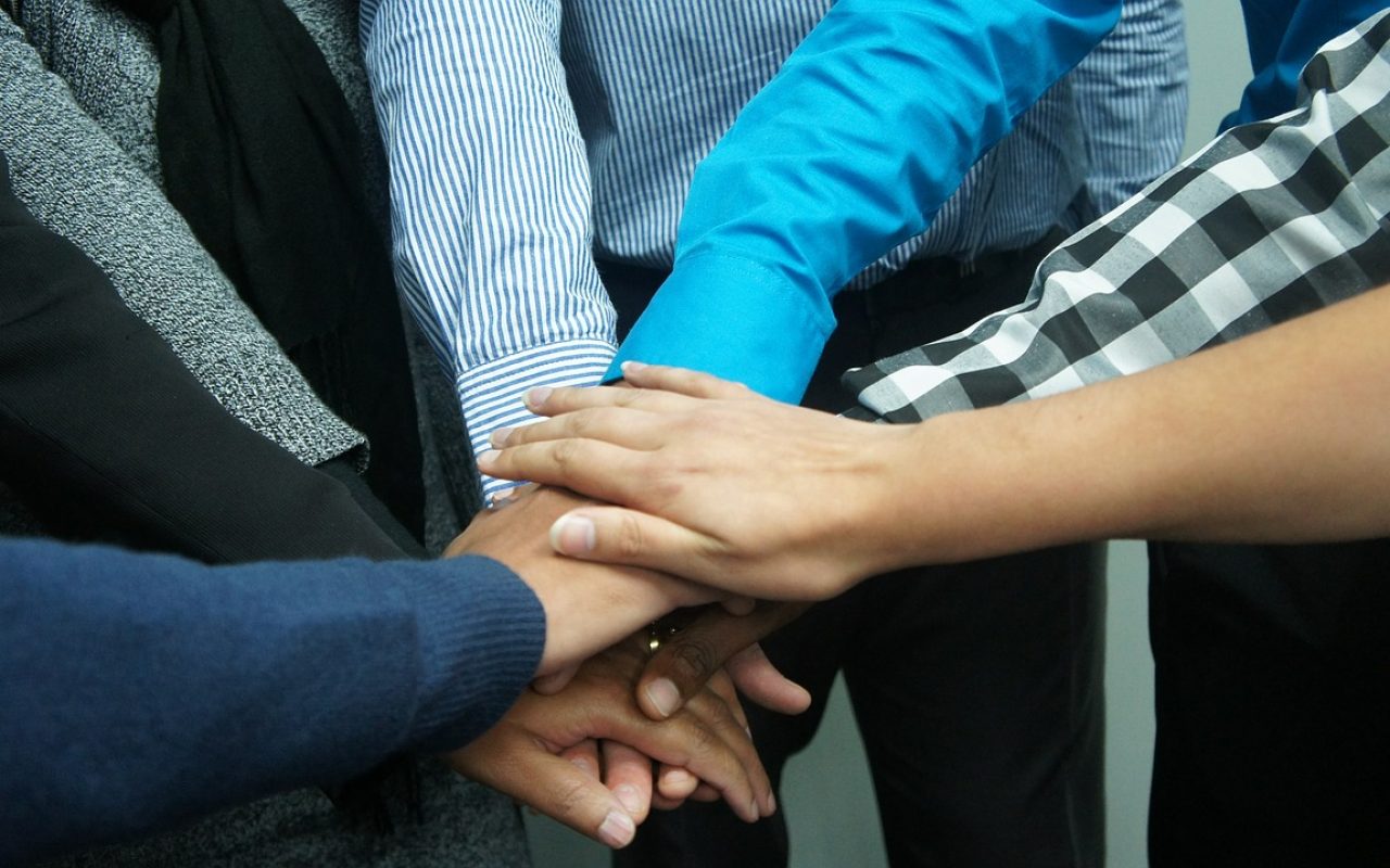 teamwork-383939_1280
